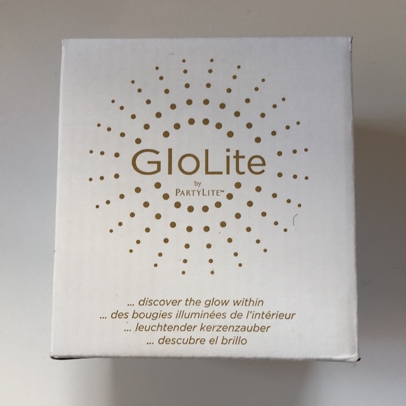 GloLite Scented Candle in Glass Holder - Picture 3 of 12